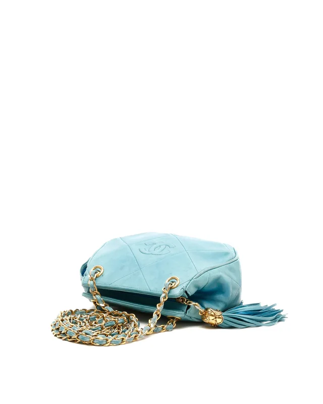 Chanel CC Tassel Bag in Suede from A Retro Tale, photo 4 of 11