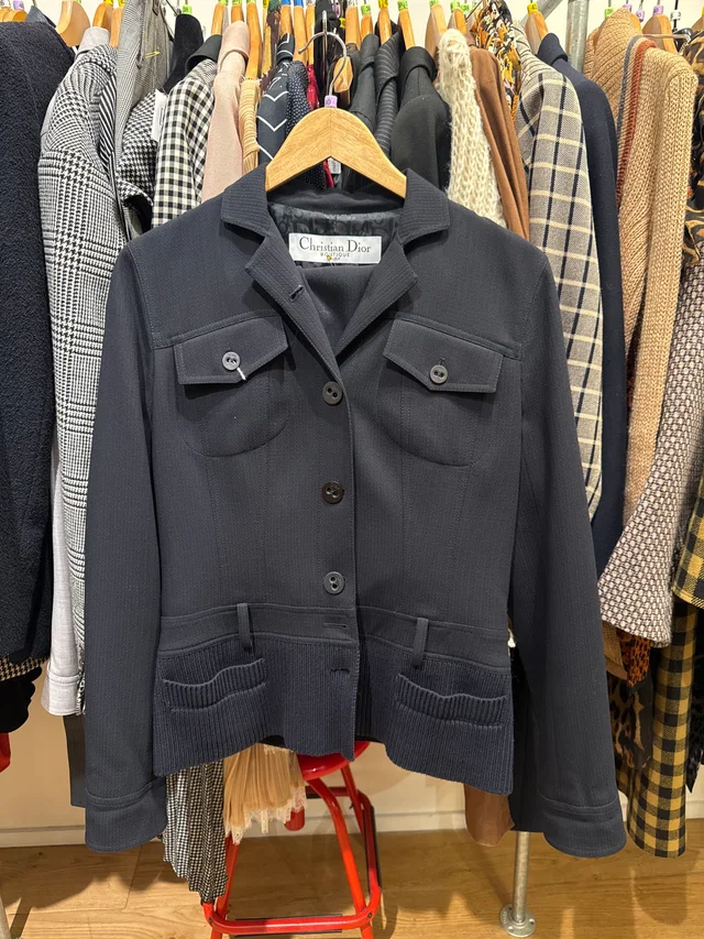 Dior Navy wool suit in Navy Wool from Luxury Promise