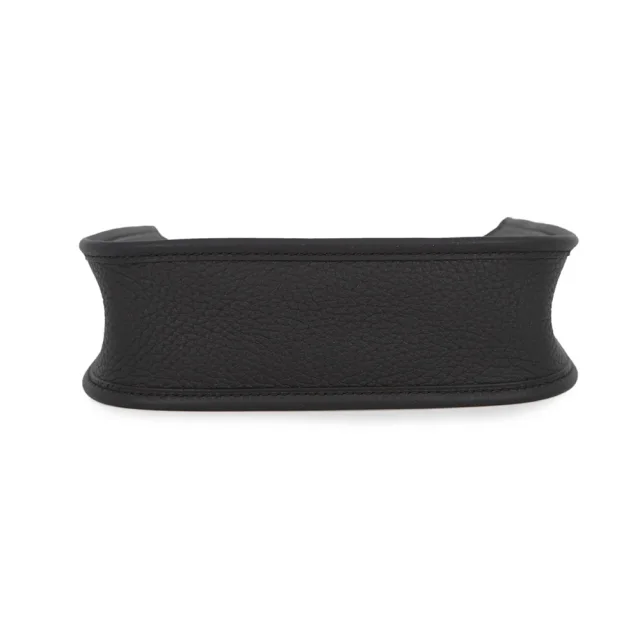 Hermès Evelyne Amazon Long Black Taurillon Clemence Size TPM in Black Clemence leather from GALLERY RARE, photo 3 of 6