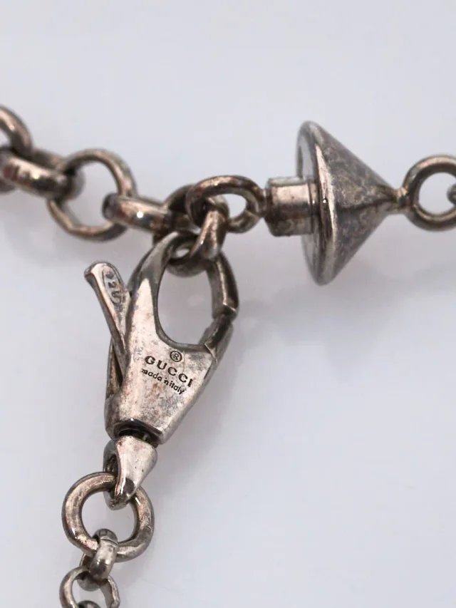 Gucci Silver Metal Bosco & Orso Heart Bracelet in Silver from Yoogis, photo 6 of 7