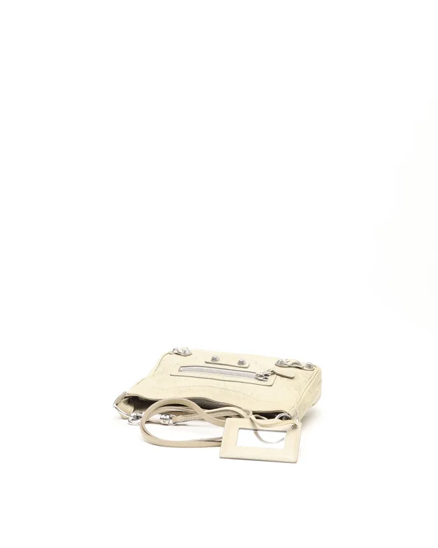 Balenciaga Giant Hip Crossbody Bag in Leather from A Retro Tale, photo 5 of 10