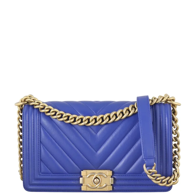 Chanel Boy Old Medium Chevron in Lambskin from Luxe.It.Fwd