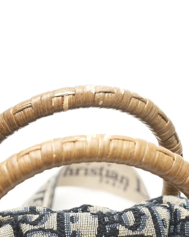 Dior Large Oblique Jacquard Wicker Basket Bag in Raffia from A Retro Tale, photo 8 of 12