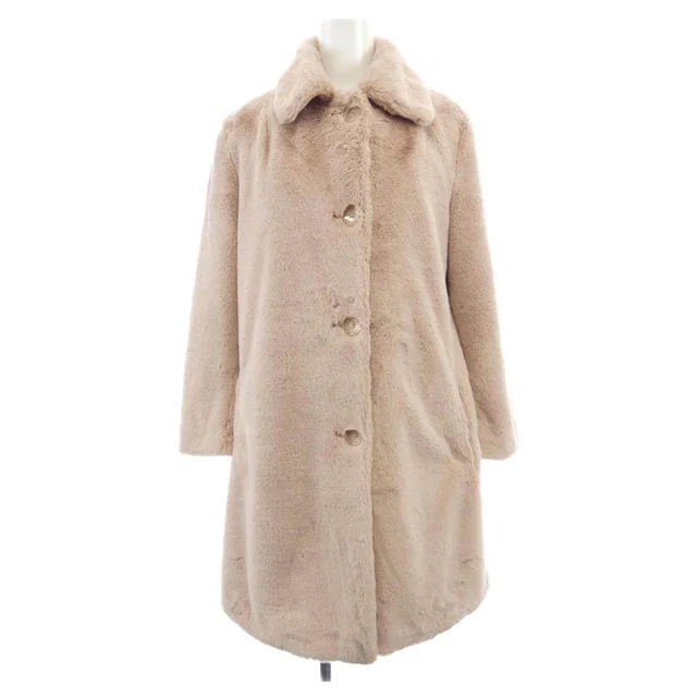 Burberry Wool Coat in Wool from LuxUness