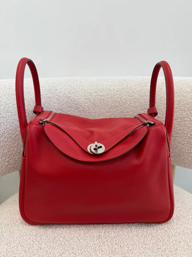 Hermès LINDY 30CM ROUGE CASAQUE Swift Leather Palladium Hardware in Red Swift leather from Luxury Promise