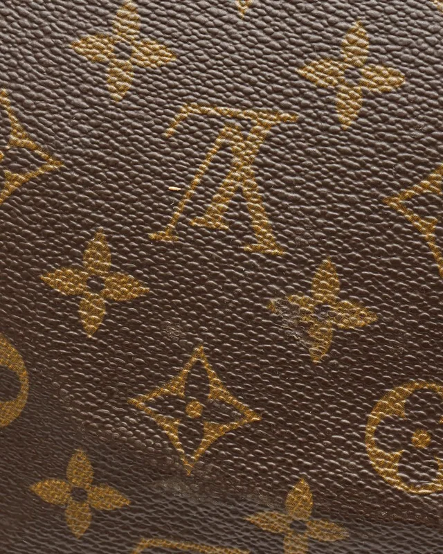 Louis Vuitton Monogram Keepall Bandoulière 60 Weekend Bag in Coated canvas from A Retro Tale, photo 9 of 15