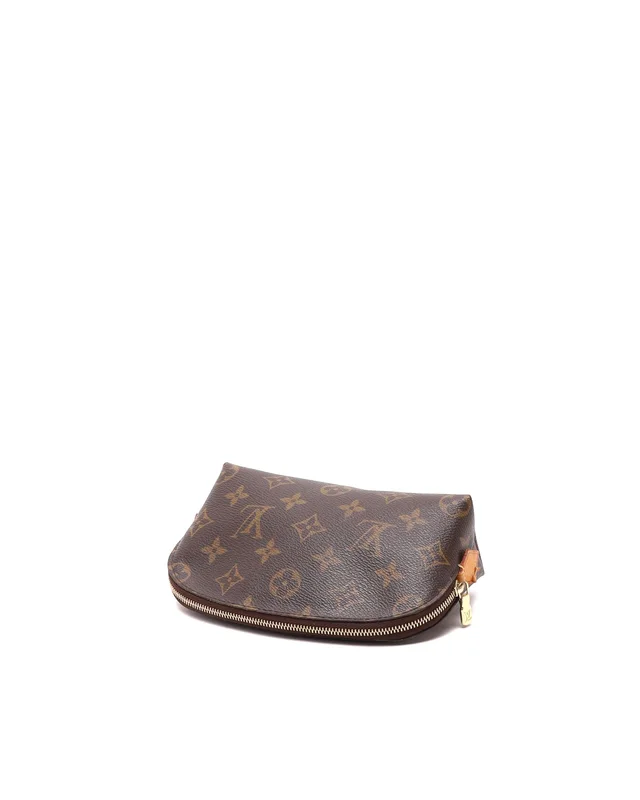Louis Vuitton Monogram Cosmetic Pouch in Coated canvas from A Retro Tale, photo 4 of 9