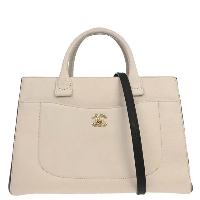 Chanel 2017-2018 Beige Calfskin Executive Cerf Tote 2way Shoulder Handbag in Beige Calfskin from AMORE Vintage Tokyo