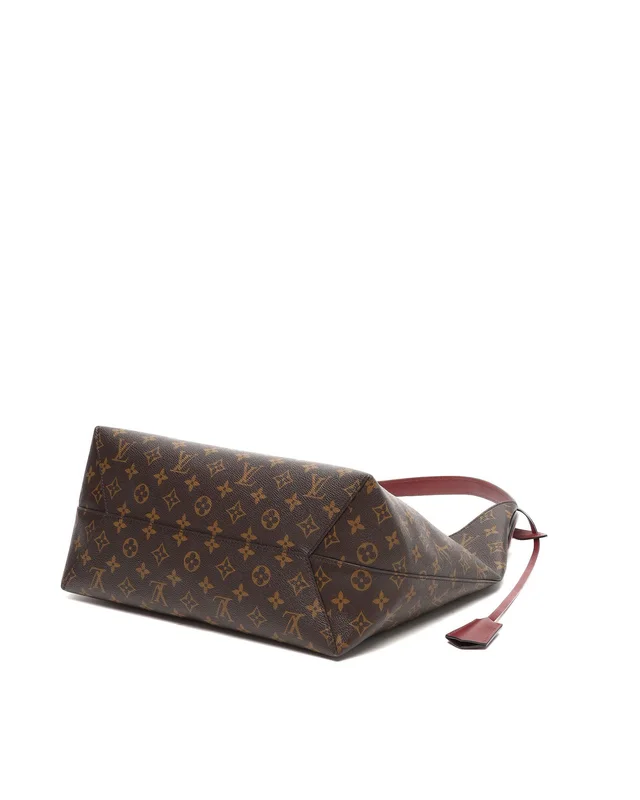 Louis Vuitton Monogram Flower Hobo Bag in Coated canvas from A Retro Tale, photo 5 of 9