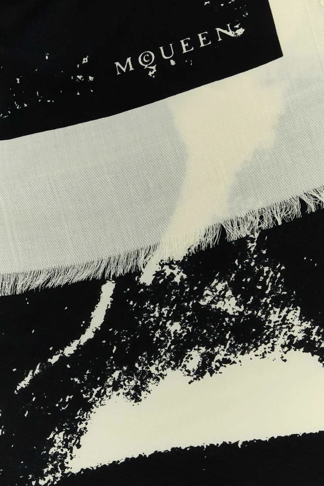 Alexander McQueen Exploded Scarf — Multicolor Exterior: Silk Wool Scarfs in Multicolor Silk from HEWI, photo 2 of 2