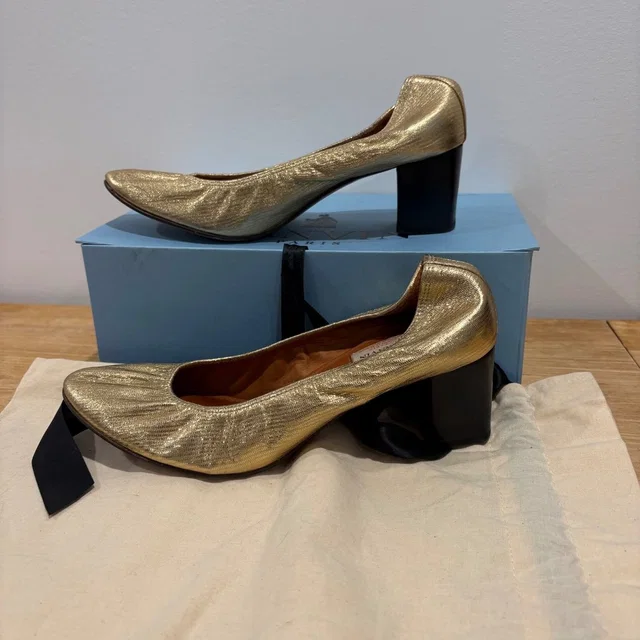 Lanvin Metallic Gold Block Heel Pumps Womens Size 39 Laminated Sheepskin Leather in gold Leather from Poshmark