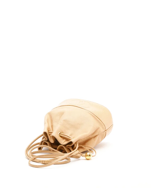 Chanel CC Caviar Bucket Bag in Caviar leather from A Retro Tale, photo 4 of 7