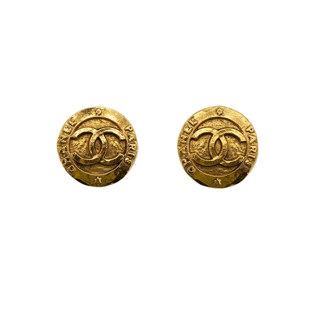 Chanel Vintage Earrings Round Cocomark Gold 28 Accessory in Gold from Luxury Promise