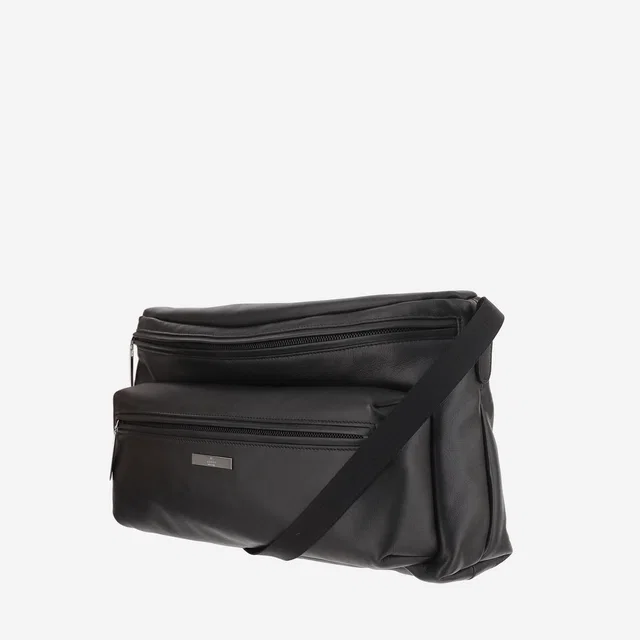 Gucci Calf Skin Shoulder Bag — Black in Black from HEWI