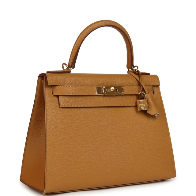 Hermès Kelly Sellier 28 Sesame Epsom Gold Hardware in Epsom leather from Madison Avenue Couture, photo 2 of 9