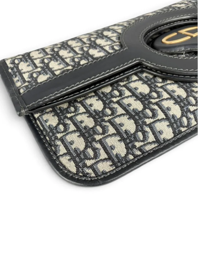 Dior Navy Oblique XL Fold Over Clutch in Navy Canvas from Season 2 Consign, photo 7 of 8