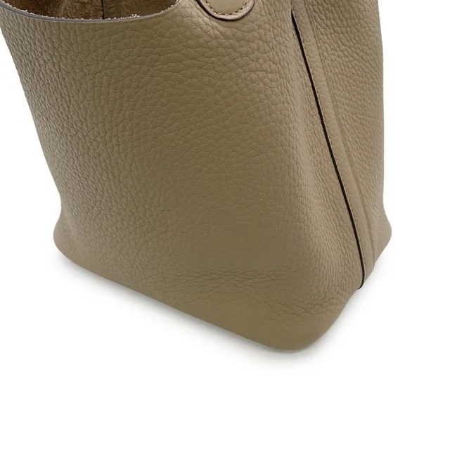 Hermès Picotin Lock Beige Marfa Taurillon Size PM in Beige from GALLERY RARE, photo 9 of 13