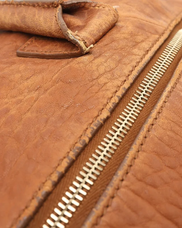 Saint Laurent Y Line Tote Bag in Leather from A Retro Tale, photo 8 of 10