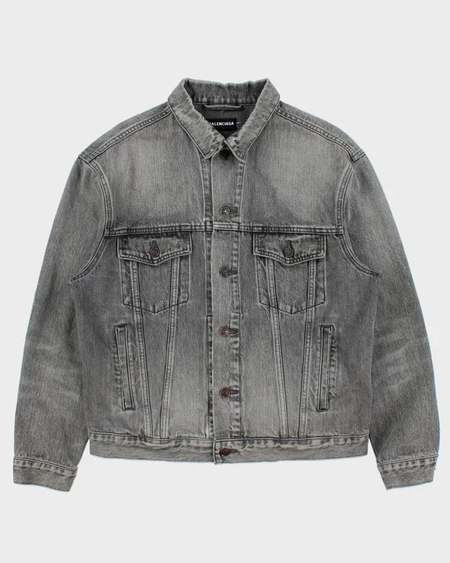 F/W 2018 Balenciaga Archetype Unisex Oversized Denim Logo Jacket - XS in Denim from Rokit Vintage