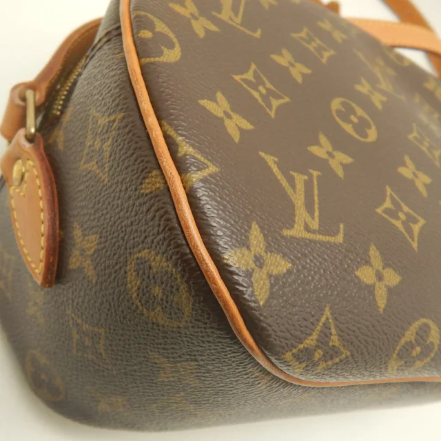 Louis Vuitton Monogram Shoulder Bag in Brown Canvas from LuxUness, photo 17 of 19