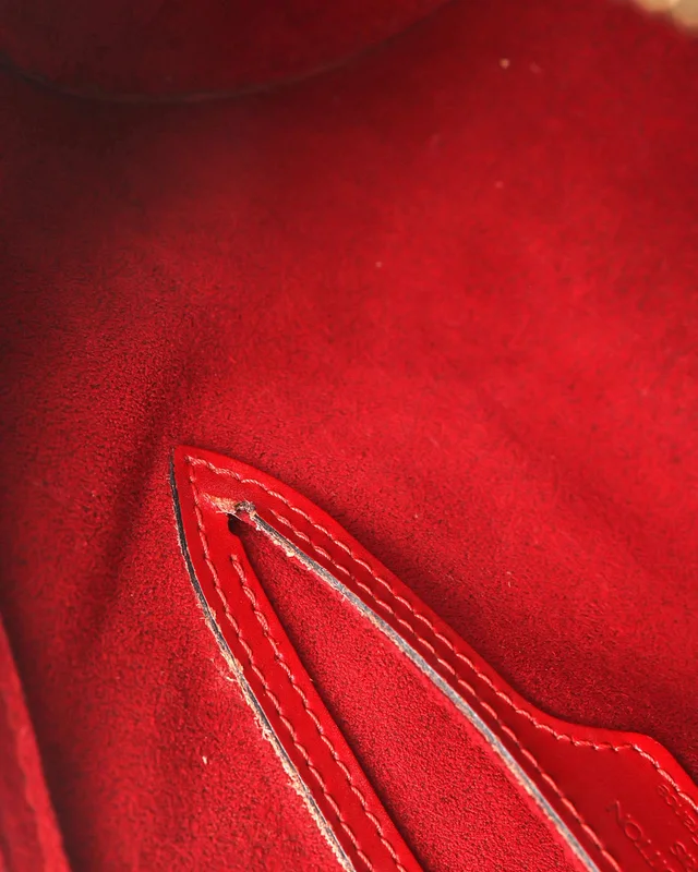 Louis Vuitton Epi Soufflot Bag in Leather from A Retro Tale, photo 9 of 12