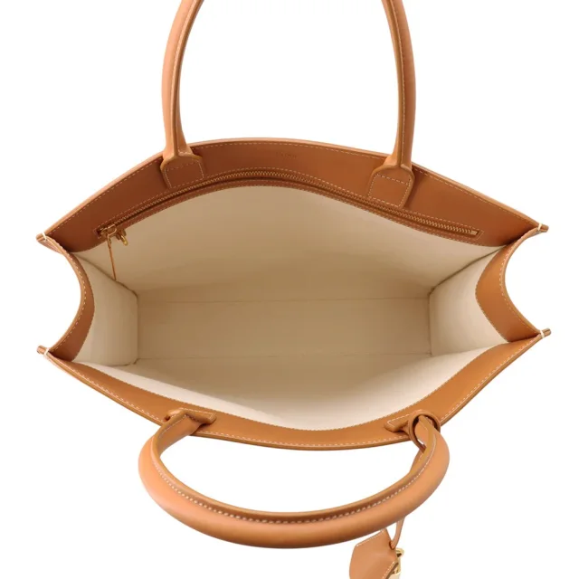 Celine Vertical hippopotamus Natural/Tan190402BNZ Canvas Leather Size Large in Beige Canvas from GALLERY RARE, photo 5 of 16