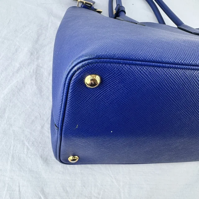 Prada Saffiano Cuir Double Medium Tote Bag in Metal, Saffiano, Saffiano Leather from Reowned, photo 9 of 11