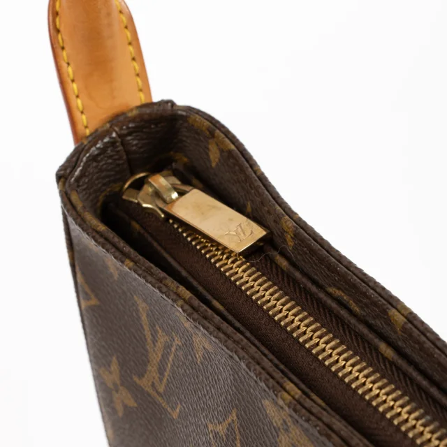 Louis Vuitton Monogram Looping MM Bag in Coated canvas from Labellov, photo 5 of 7