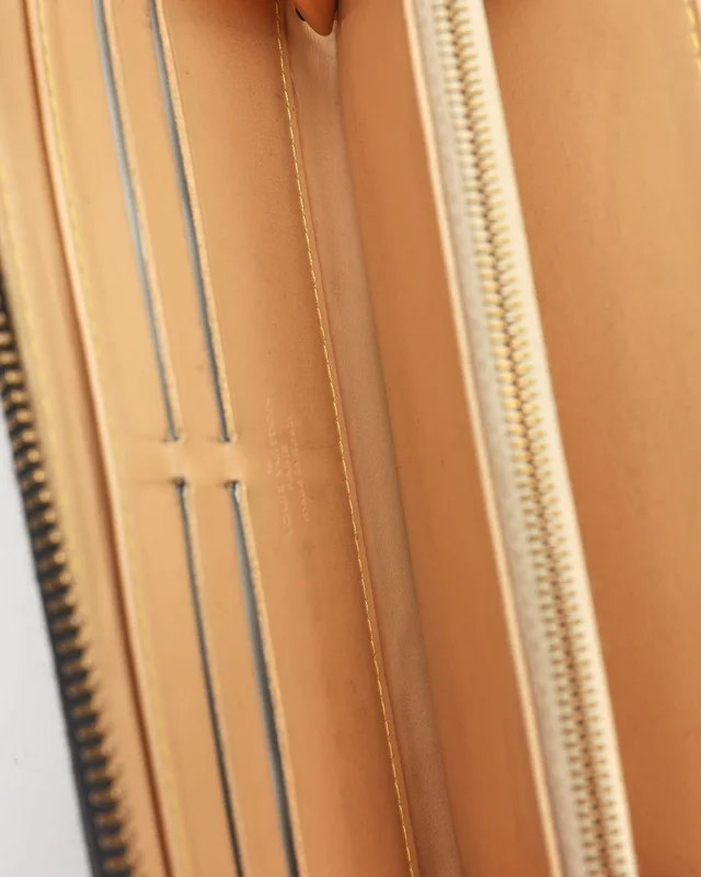 Louis Vuitton Takashi Murakami Zippy Long Wallet in Canvas from A Retro Tale, photo 6 of 6