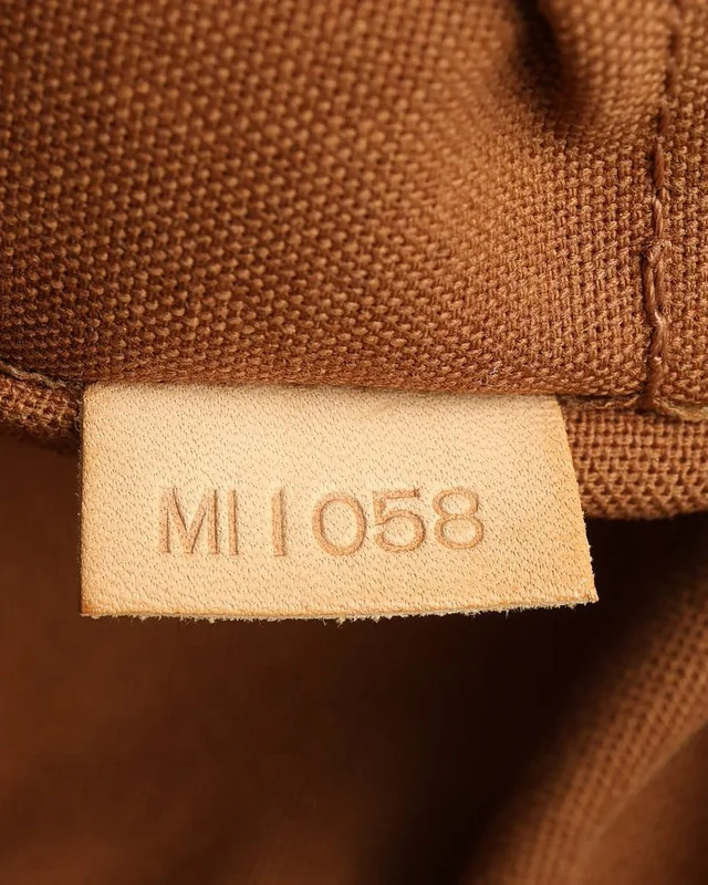 Louis Vuitton Monogram Palermo GM Bag in Coated canvas from A Retro Tale, photo 8 of 9