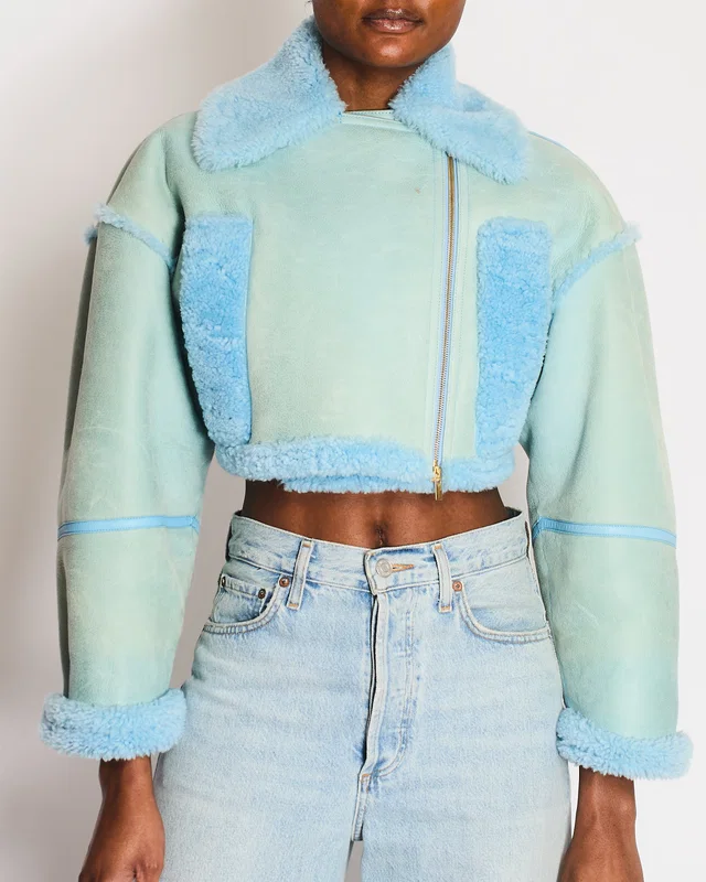 Jacquemus Light Blue Shearling La Veste Paioù Cropped Jacket with Gold Zipper Detail Size FR 34 (UK 6) in Blue Leather from Sellier
