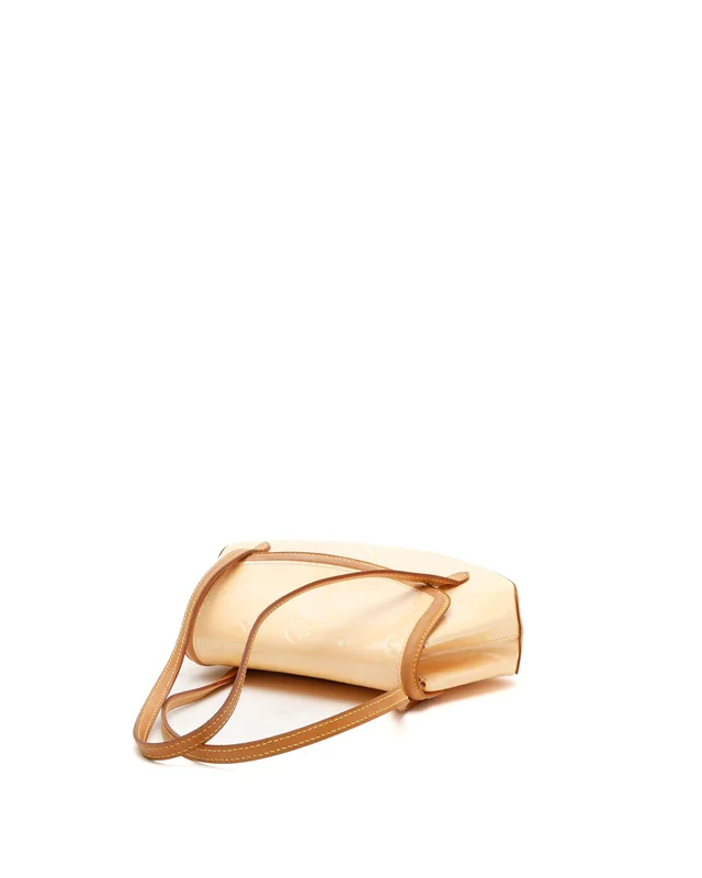 Louis Vuitton Monogram Vernis Biscayne Bay PM Bag in Leather from A Retro Tale, photo 4 of 10