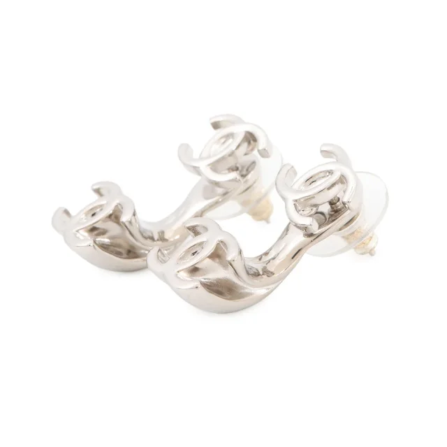 Chanel CC Logo EarringsABH472 Metal from GALLERY RARE, photo 3 of 11