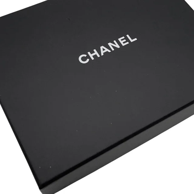 Chanel Heart Bag CharmABG045 Metal Faux Pearl from GALLERY RARE, photo 7 of 9