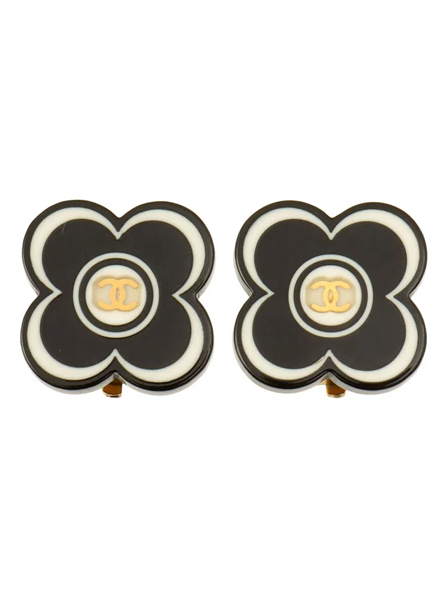 Chanel 2002 Camellia Motif CC Mark Earrings Black/White in Black from VINTAGE QOO TOKYO
