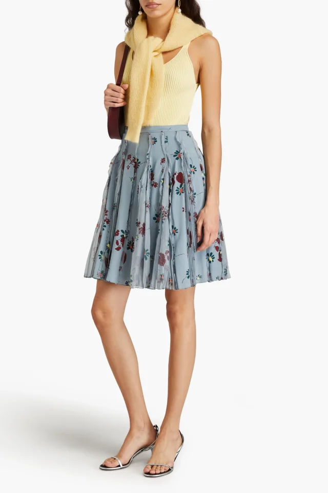 Valentino Garavani Floral-Print Silk Crepe de Chine Pleated Mini Skirt in Sky blue, photo 2 of 4 from THE OUTNET