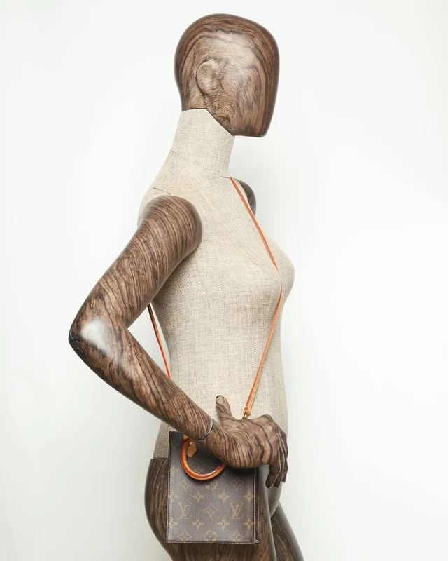 Louis Vuitton Petit Sac Plat from A Retro Tale, photo 8 of 8