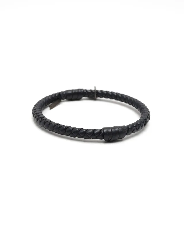 Bottega Veneta Intrecciato Leather Bracelet in Woven leather from A Retro Tale, photo 3 of 4