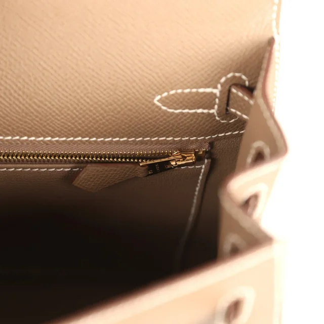 Hermès Kelly Sellier 25 Etoupe Epsom Gold Hardware in Brown Epsom from Madison Avenue Couture, photo 9 of 9
