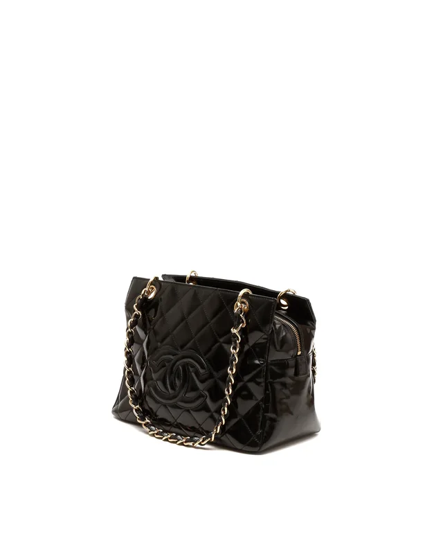 Chanel CC Patent Chain Bag in Patent leather from A Retro Tale, photo 2 of 8