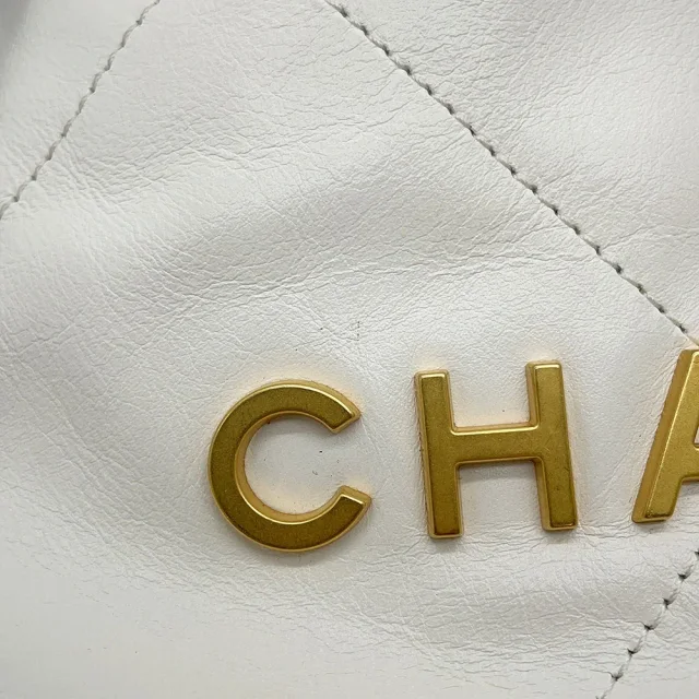 Chanel CHANEL22 ChainShoulder WhiteAS3980 Shiny Calf Leather Size Mini in Calfskin from GALLERY RARE, photo 11 of 18