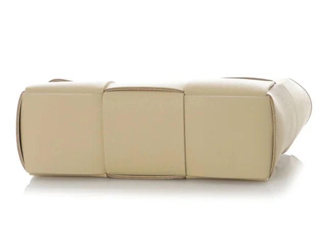 Bottega Veneta Mini Beige Maxi Intrecciato Arco Tote in Beige Woven leather from Ann's Fabulous Finds, photo 7 of 10