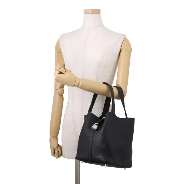 Hermès Picotin Lock Black Taurillon Clemence Size MM in Black Clemence leather from GALLERY RARE, photo 5 of 11