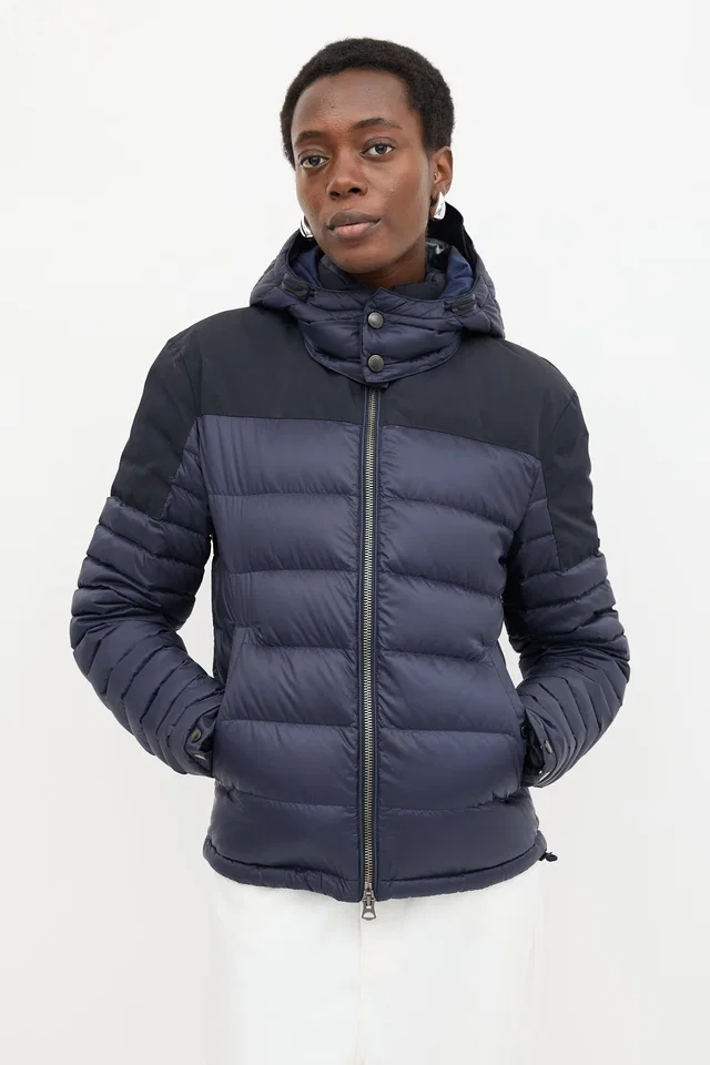 Burberry Down Puffer Jacket in Nylon from VSP Consignment