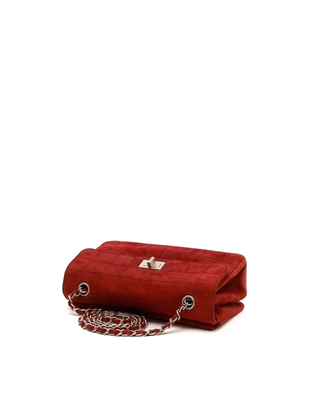 Chanel Chocolate Bar 2.55 Reissue Flap Bag in Brown Suede from A Retro Tale, photo 4 of 10