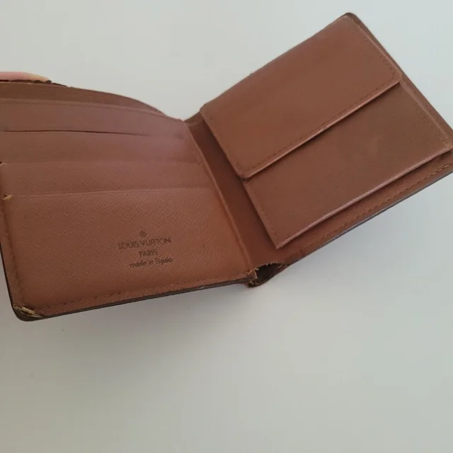Vintage Men's Lv Brown Bi-Fold Leather Wallet Monogram Card Bill in brown|red Leather from Poshmark, photo 3 of 12