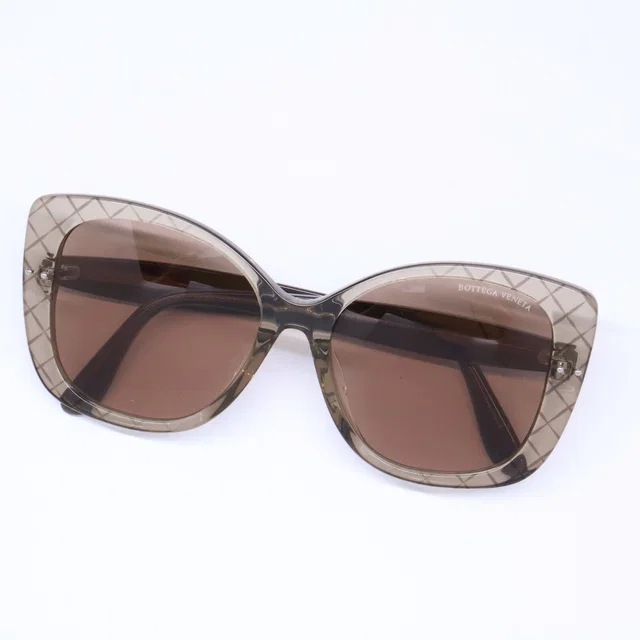 Bottega Veneta 002 Cat Eye 54 Eyewear from The Reluxe