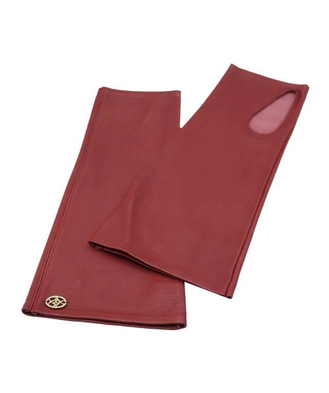 Chanel leather red mittens in Red Leather from Luxury Promise