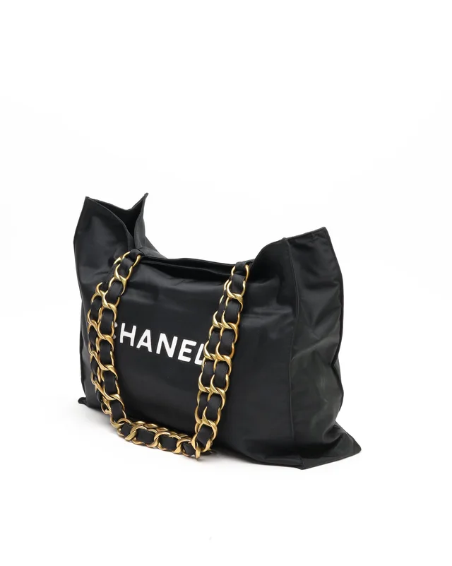 Chanel CC Chain Tote Bag in Nylon from A Retro Tale, photo 2 of 14
