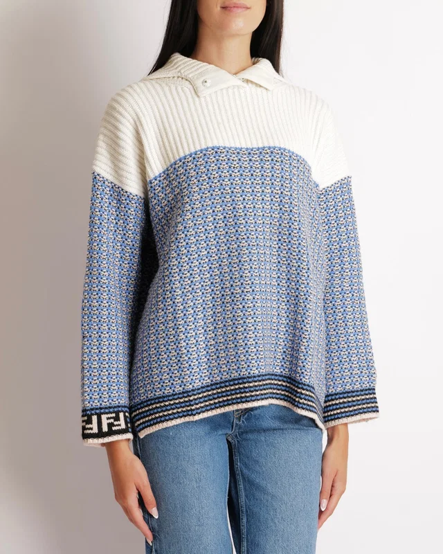 Fendi Blue and Cream Knit Cashmere Jumper with FF Logo Sleeve Details Size IT 38 (UK 6) in White Cashmere from Sellier